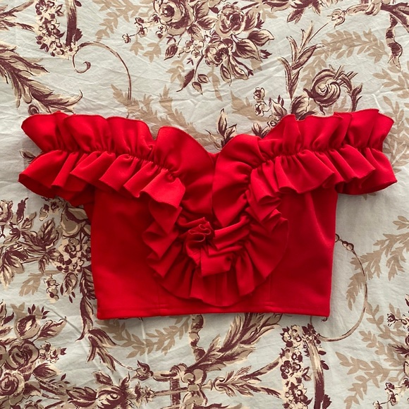 Off-shoulder Ruffle Crop Top - Picture 1 of 4